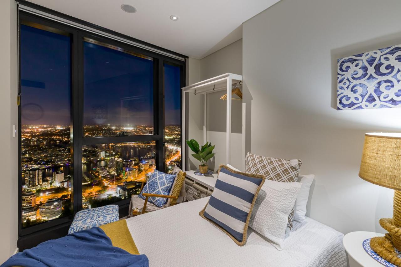 Hamptons Retreat On Level 77 Skytower Apartment Brisbane Exterior photo